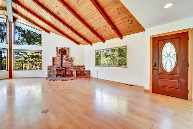 4968 N Mining Brook Ct, Placerville, CA 95667