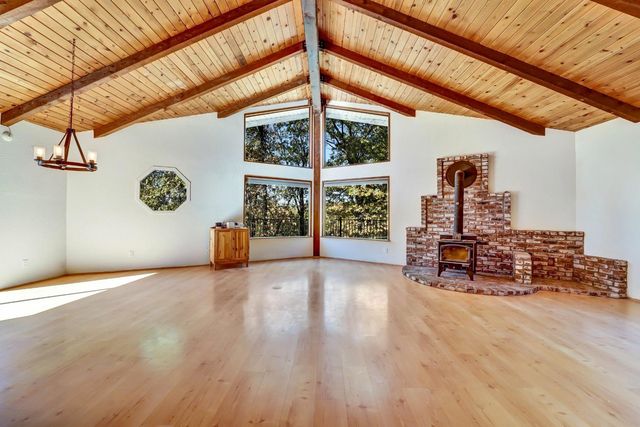 4968 N Mining Brook Ct, Placerville, CA 95667