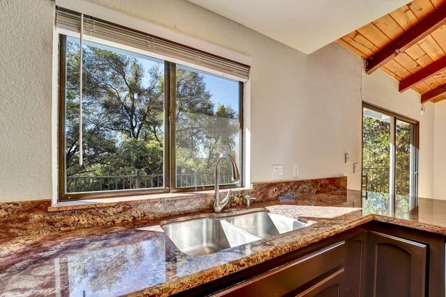 4968 N Mining Brook Ct, Placerville, CA 95667