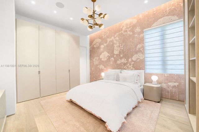 1522 Island Blvd, Aventura, FL 33160