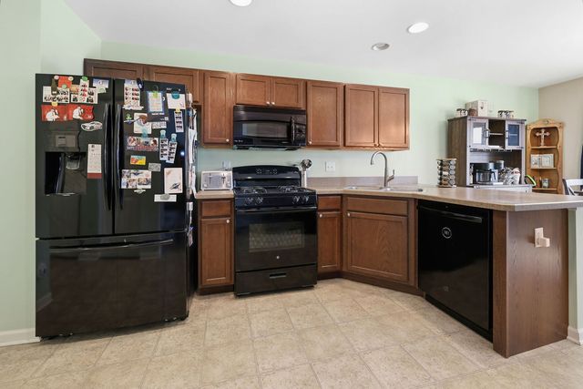 748 Florence Street, Hampshire, IL 60140