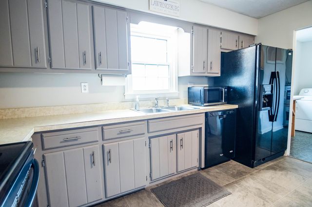 2138 Waddy Road, Lawrenceburg, KY 40342