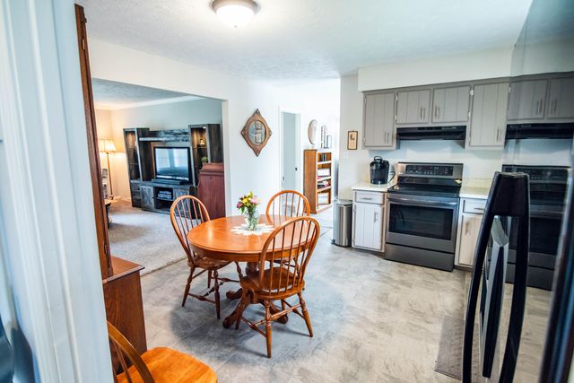 2138 Waddy Road, Lawrenceburg, KY 40342