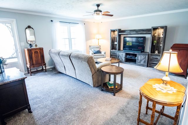 2138 Waddy Road, Lawrenceburg, KY 40342