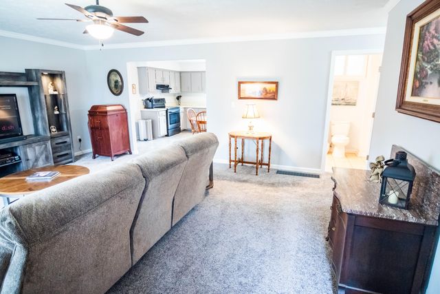 2138 Waddy Road, Lawrenceburg, KY 40342