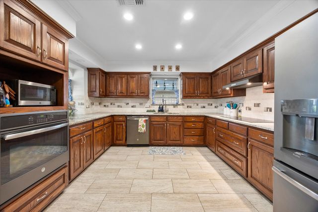 3502 Winnetka Street, Garland, TX 75043