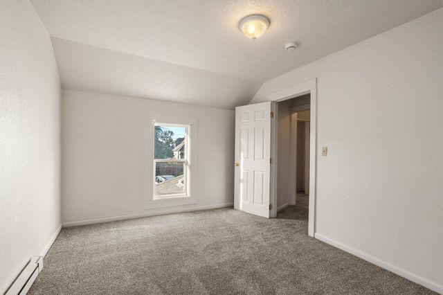 2022 W College Ave, Spokane, WA 99201