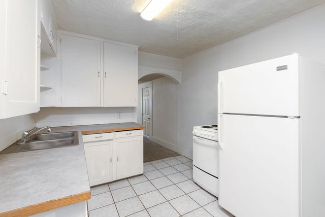 2022 W College Ave, Spokane, WA 99201