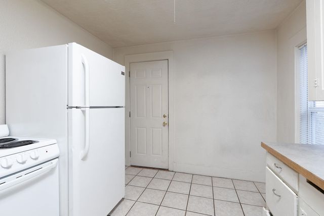 2022 W College Ave, Spokane, WA 99201