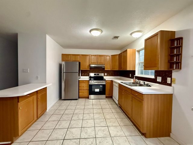 1309 Charles St, Paragould, AR 72450