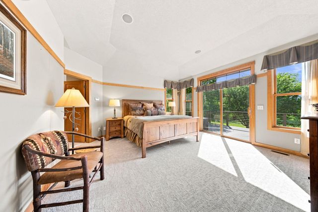 294 Salishan Drive, Hudson, WI 54016