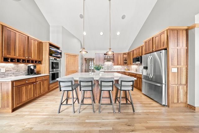 294 Salishan Drive, Hudson, WI 54016