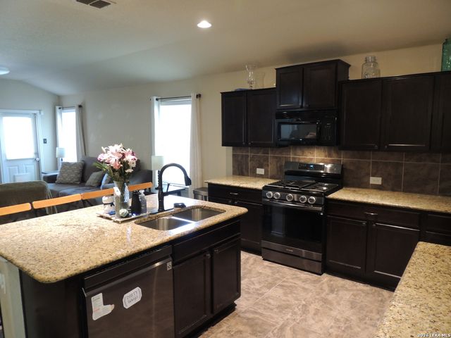 10442 RHYDER RDG, San Antonio, TX 78254
