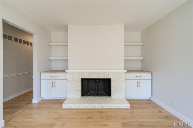 2060 Aqueduct Drive, Florissant, MO 63033