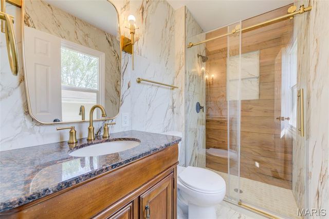 2060 Aqueduct Drive, Florissant, MO 63033