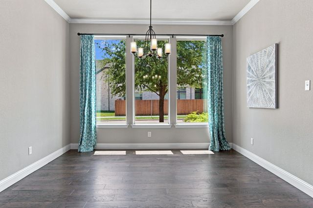 2701 Trinity Trail Way, Fort Worth, TX 76118