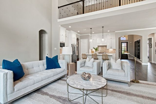 2701 Trinity Trail Way, Fort Worth, TX 76118
