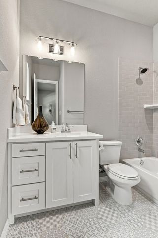 2701 Trinity Trail Way, Fort Worth, TX 76118