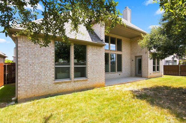 2701 Trinity Trail Way, Fort Worth, TX 76118