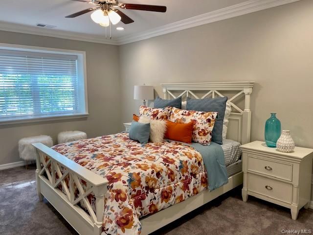 55 Westwood Drive 90, Westbury, NY 11590