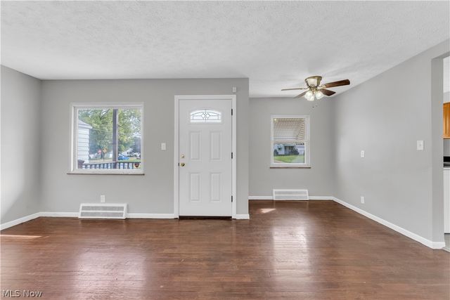 4992 Claremont Boulevard, Garfield Heights, OH 44125