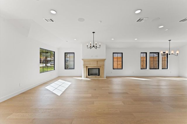 4010 Norfolk Street, Houston, TX 77027