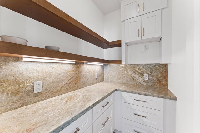 4010 Norfolk Street, Houston, TX 77027