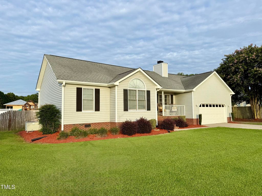 102 Elliot Place, Pikeville, NC 27863