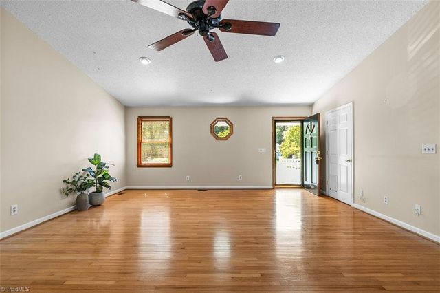 1110 Barham Road, Greensboro, NC 27455