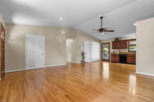 1110 Barham Road, Greensboro, NC 27455