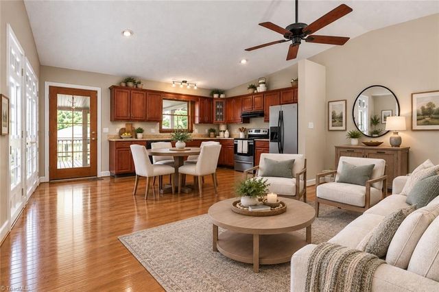 1110 Barham Road, Greensboro, NC 27455