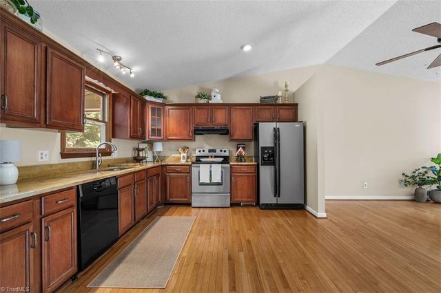 1110 Barham Road, Greensboro, NC 27455