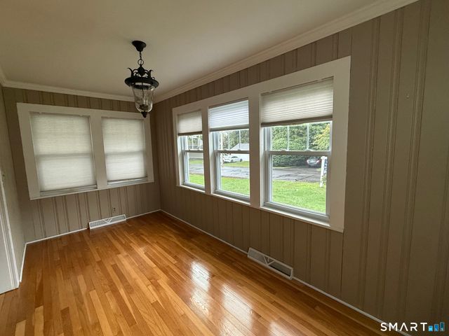 8 Anson Street, Stratford, CT 06614