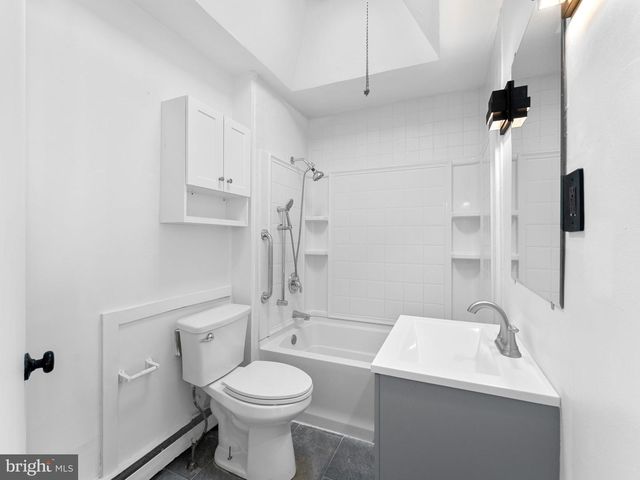 5807 N AMERICAN ST, Philadelphia, PA 19120