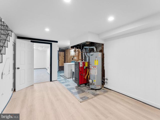 5807 N AMERICAN ST, Philadelphia, PA 19120