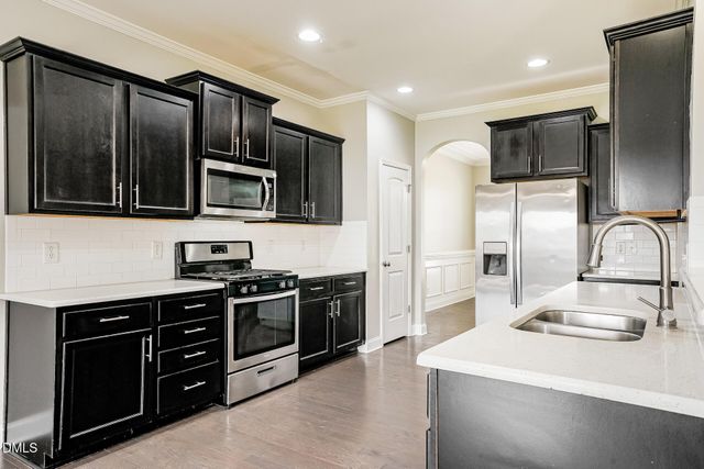 4148 Weavers Pond Drive, Zebulon, NC 27597
