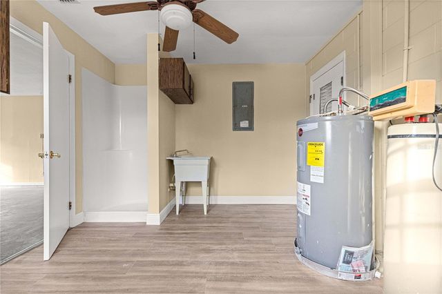 16051 SW 52ND AVENUE ROAD, Ocala, FL 34473