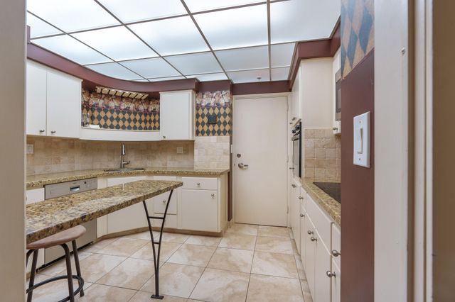 3200 NE 36th Street 1012, Fort Lauderdale, FL 33308