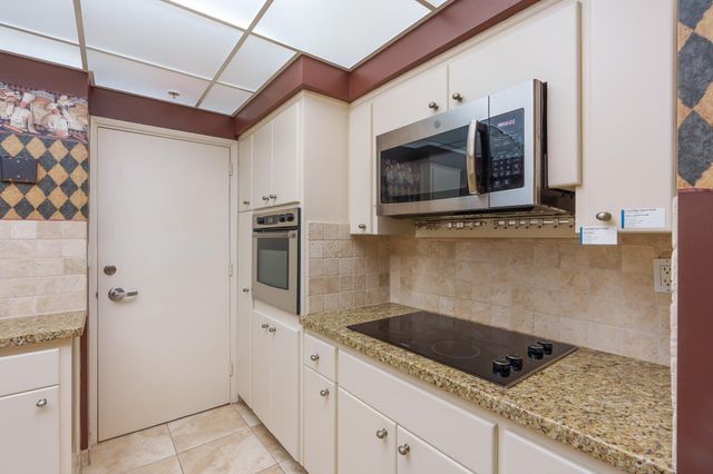 3200 NE 36th Street 1012, Fort Lauderdale, FL 33308