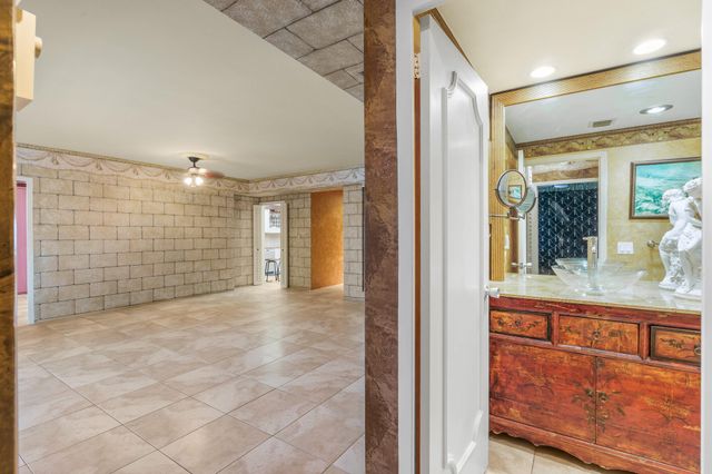 3200 NE 36th Street 1012, Fort Lauderdale, FL 33308