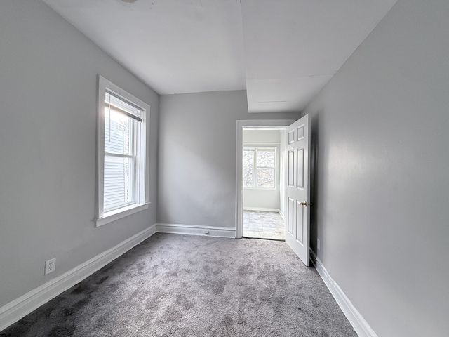 8216 S Maryland Avenue, Chicago, IL 60619