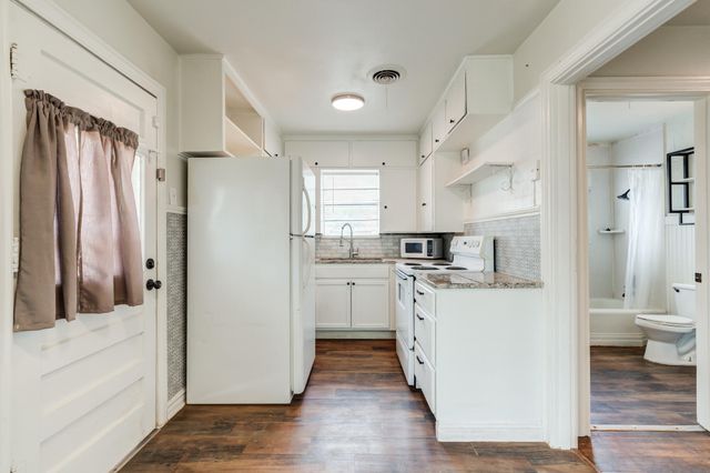 2308 30th Street, Lubbock, TX 79411