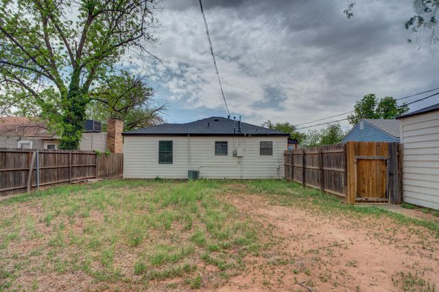 2308 30th Street, Lubbock, TX 79411