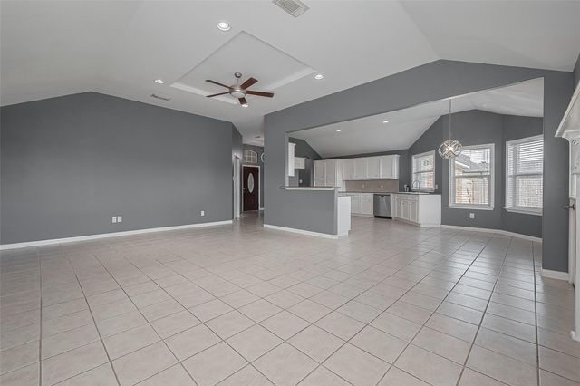 9631 Highland Pointe Drive, Needville, TX 77461