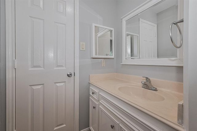 9631 Highland Pointe Drive, Needville, TX 77461