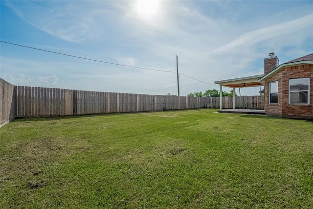 9631 Highland Pointe Drive, Needville, TX 77461