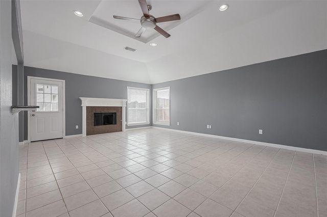 9631 Highland Pointe Drive, Needville, TX 77461
