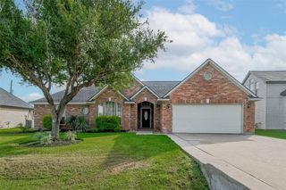9631 Highland Pointe Drive, Needville, TX 77461