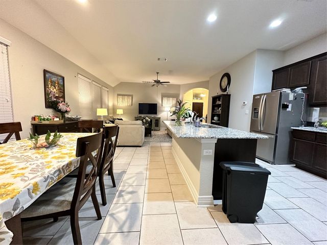 404 Blue Waterleaf LN, Georgetown, TX 78626