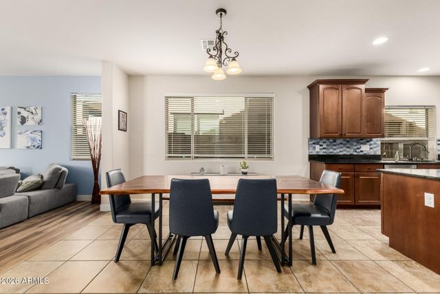 2507 E RUSTLING OAKS Lane, Phoenix, AZ 85024